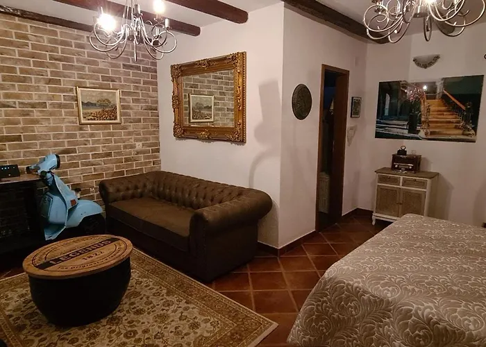 Marella 아파트 트로기르
